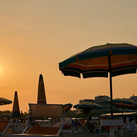 Lejlighed Elegant Seafront In Bibione