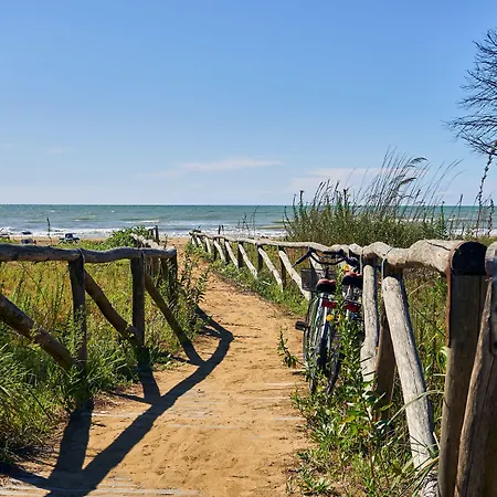 Elegant Seafront In Lejlighed